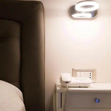 Royal Luxury Napels