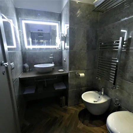 Royal Luxury 4*